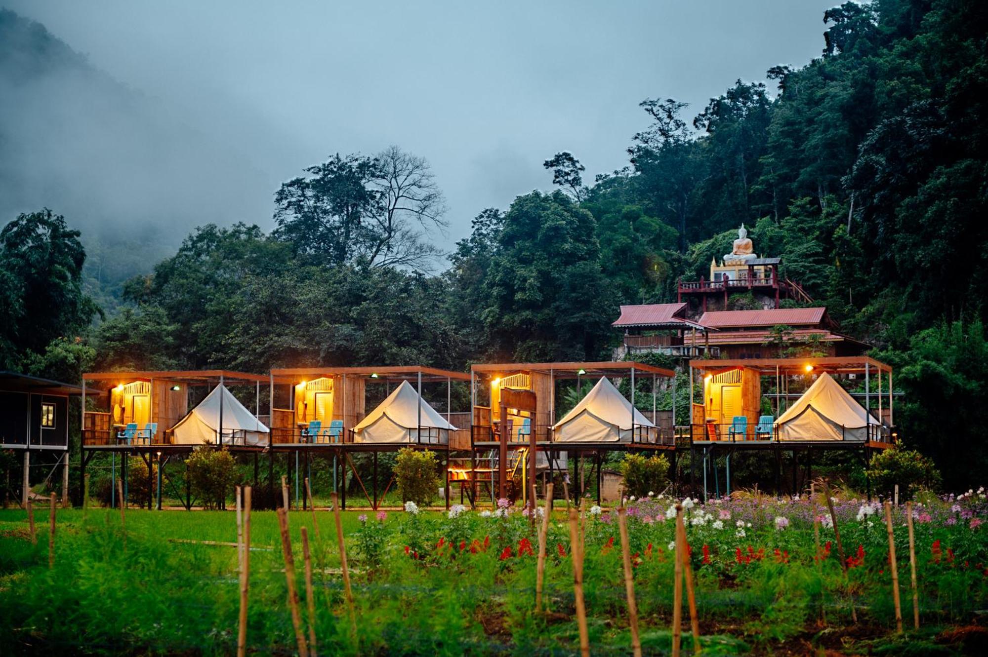 เนเจอร์วัลเล่ย์แคมป์ ปางมะผ้า Hotel Exterior photo